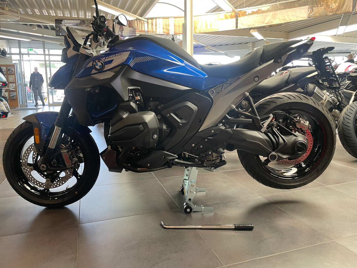 BMW R1300R / RS Lifter