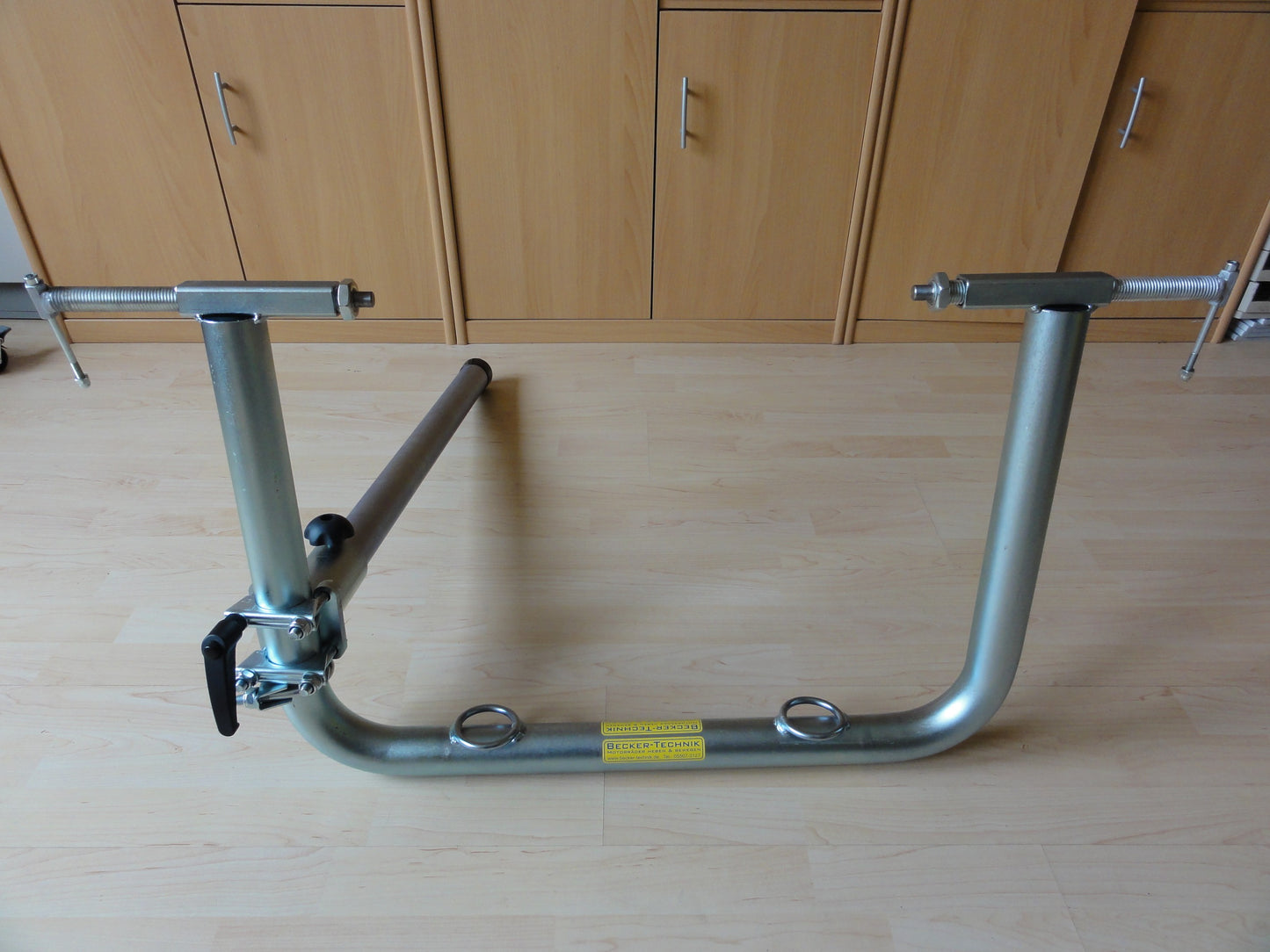 Liste M bis Y für Motorbike-Lifter Sport
