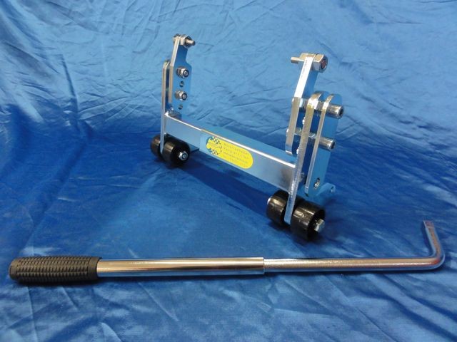 Triumph Rocket 3-Lifter d 8mm