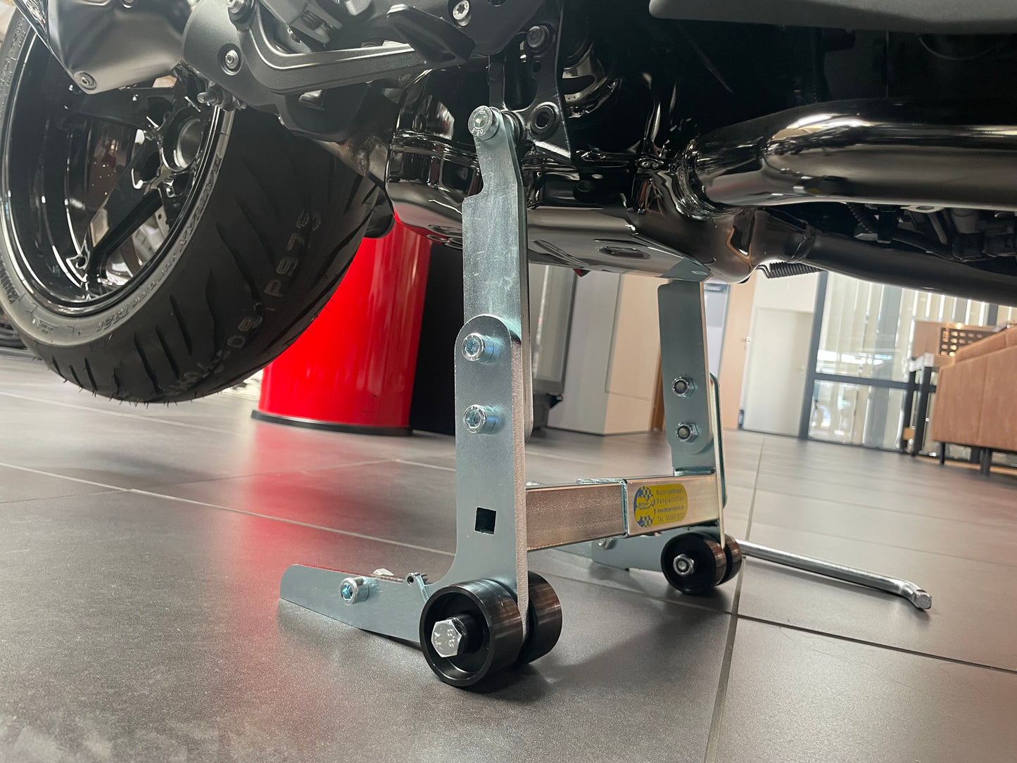 BMW R1300R / RS Lifter