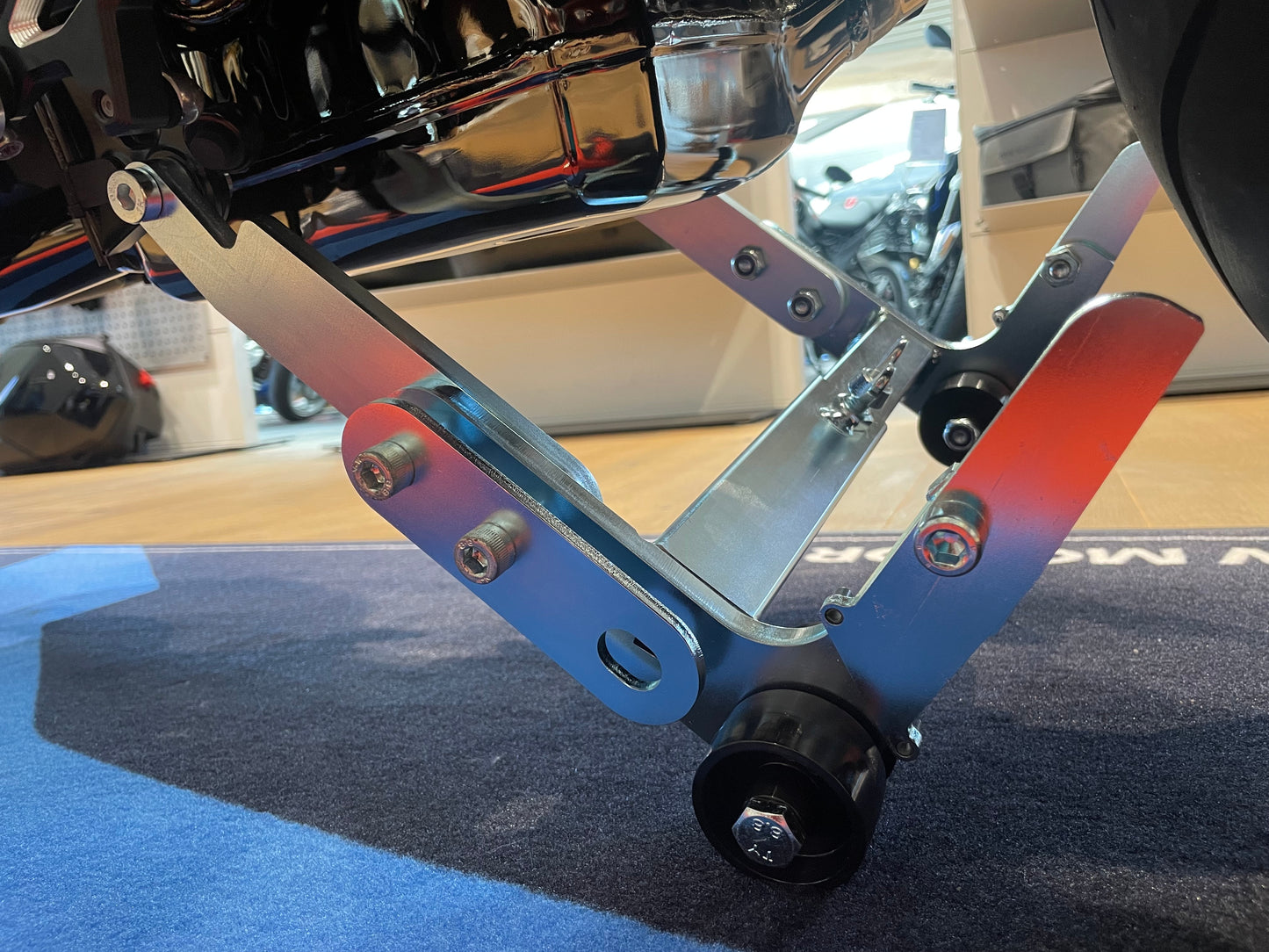 BMW R1300R / RS Lifter