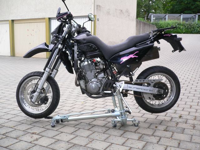 Motorbike-Lifter Sport Beispielfotos MZ