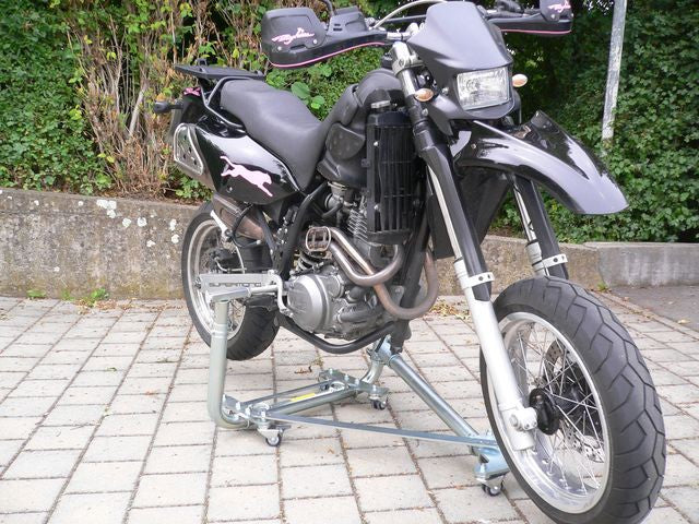 Motorbike-Lifter Sport Beispielfotos MZ