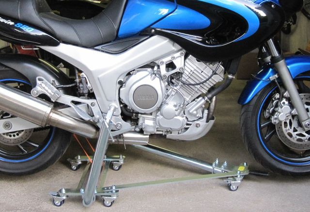 Motorbike-Lifter Sport Beispielfotos Yamaha