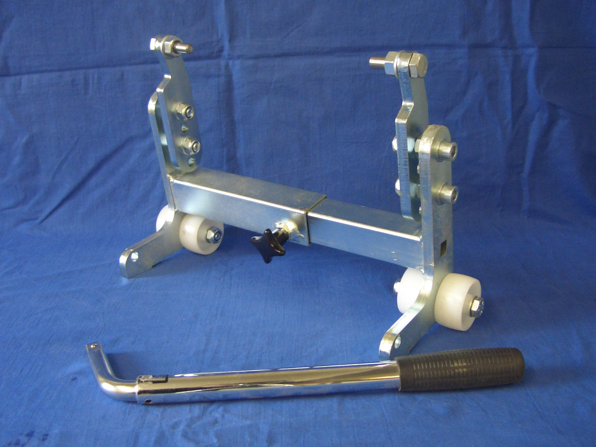 Becker-Technik Triumph-Cruiser-Lifter – Becker Technik